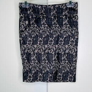 Forever 21 Lace Graphic Mini Skirt - Gray Nude Pockets Size Small Y2K Romantic